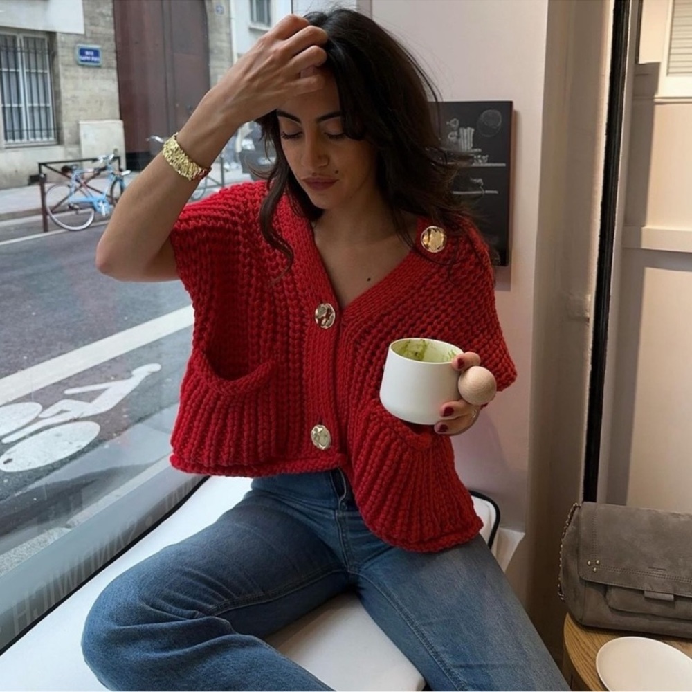 Zara Chunky Red Buttoned Short-Sleeve Cardigan Sweater